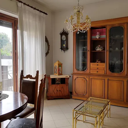 Con Taverna, Palestra, Lavanderia, Giardino