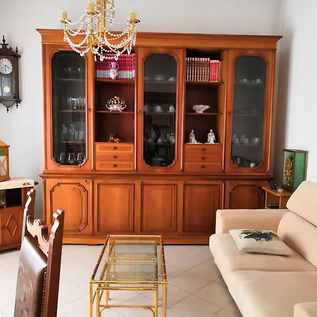 Con Taverna, Palestra, Lavanderia, Giardino Somma Lombardo