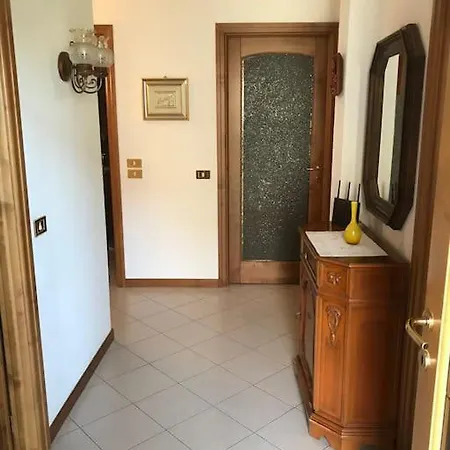 Con Taverna, Palestra, Lavanderia, Giardino Somma Lombardo