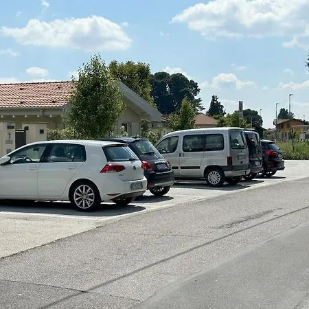 Con Taverna, Palestra, Lavanderia, Giardino Somma Lombardo