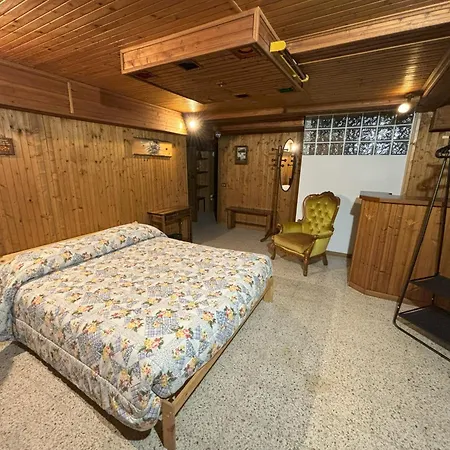 Con Taverna, Palestra, Lavanderia, Giardino Villa Somma Lombardo