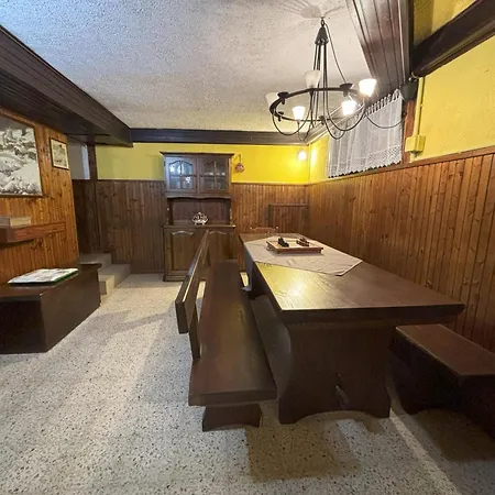 Con Taverna, Palestra, Lavanderia, Giardino Somma Lombardo
